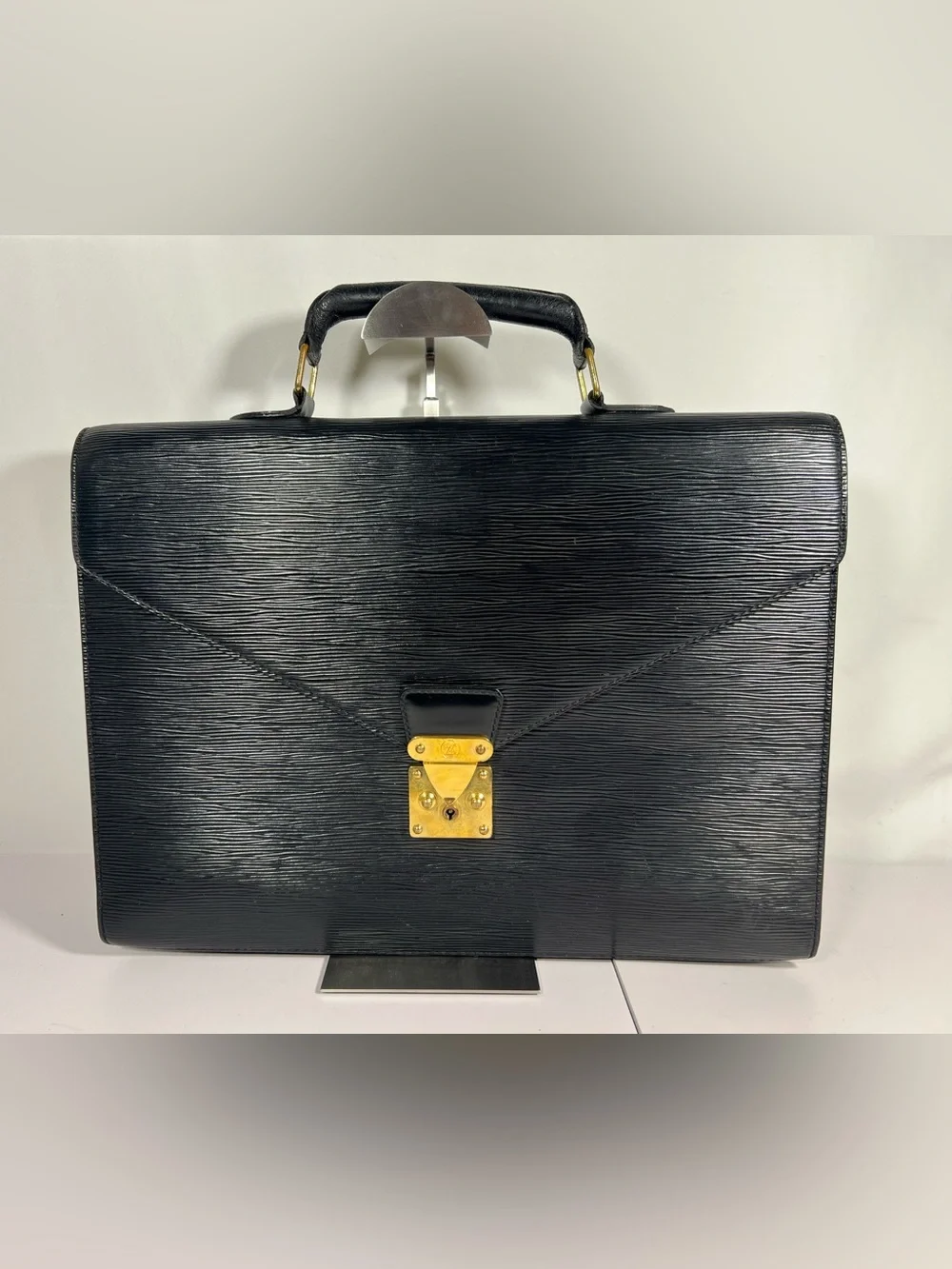 3093: Louis Vuitton Epi Serviette Ambassadeur Briefcase Black Leather